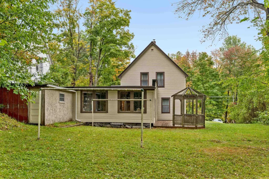 26 Mcleod Hill Road Barre Town VT 05654