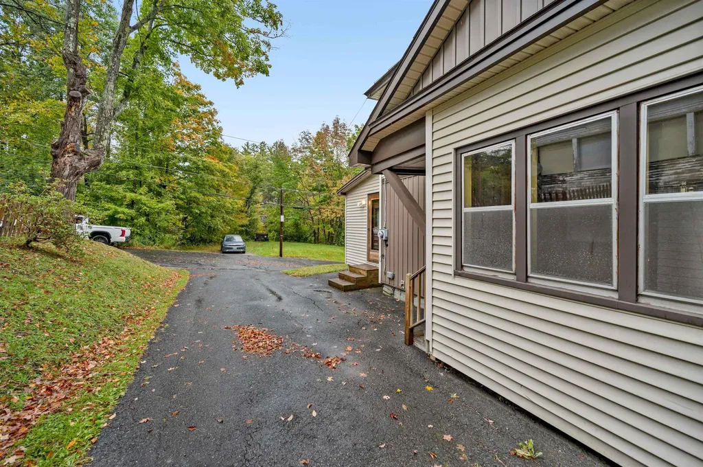 26 Mcleod Hill Road Barre Town VT 05654