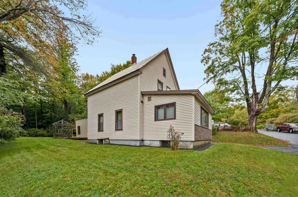 26 Mcleod Hill Road Barre Town VT 05654