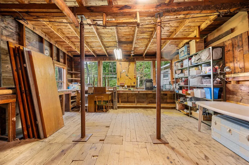 26 Mcleod Hill Road Barre Town VT 05654