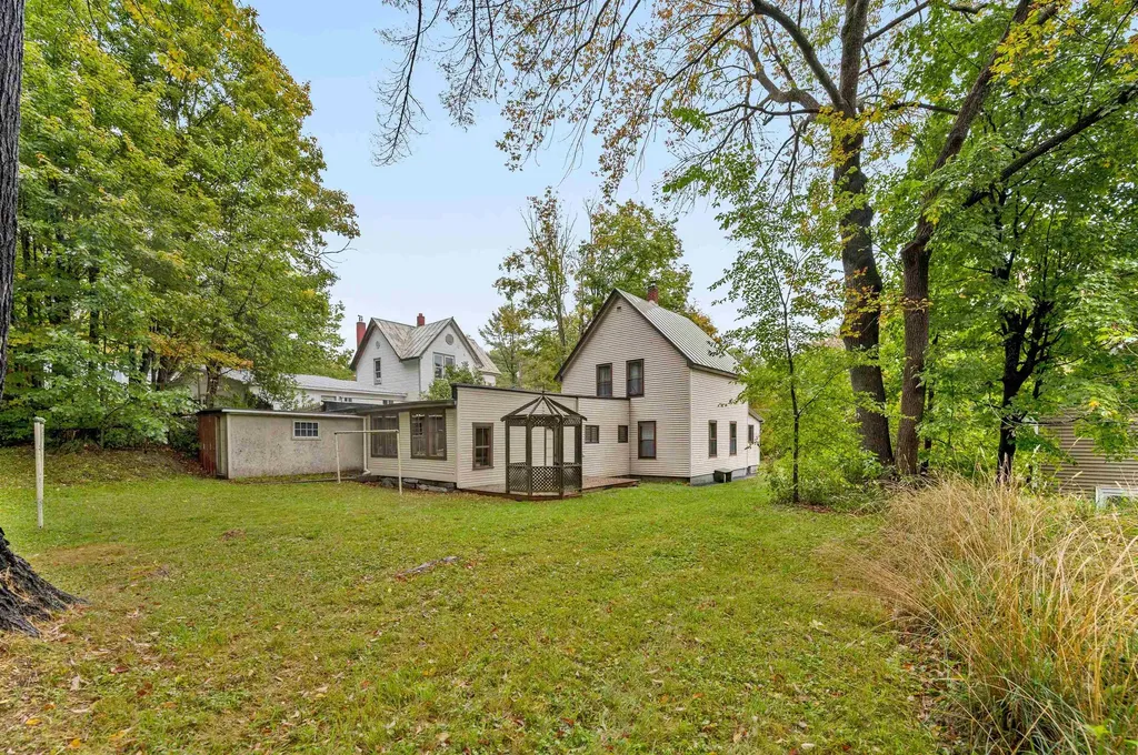 26 Mcleod Hill Road Barre Town VT 05654