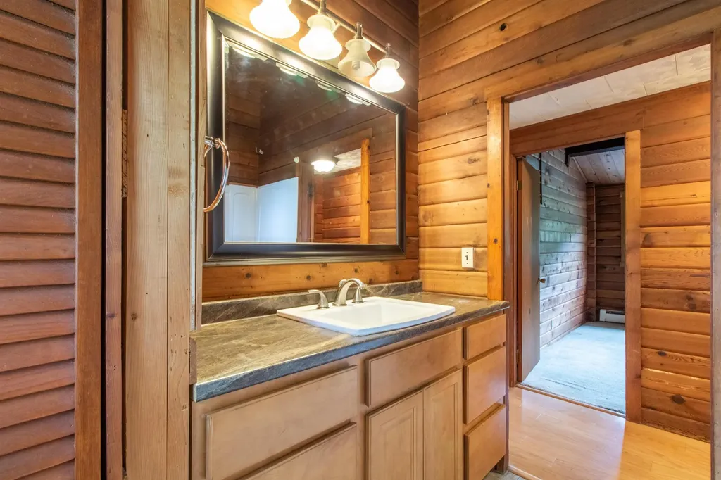 3846 Bear Mountain Road Newport Town VT 05857