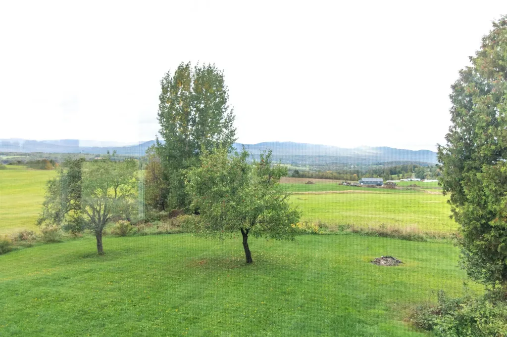 3846 Bear Mountain Road Newport Town VT 05857