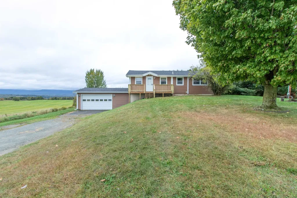 3846 Bear Mountain Road Newport Town VT 05857