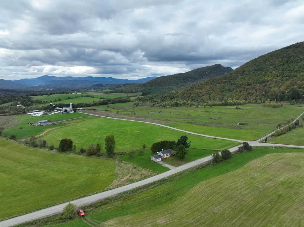 3846 Bear Mountain Road Newport Town VT 05857