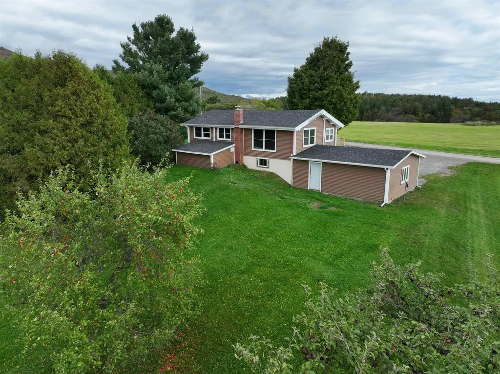3846 Bear Mountain Road Newport Town VT 05857