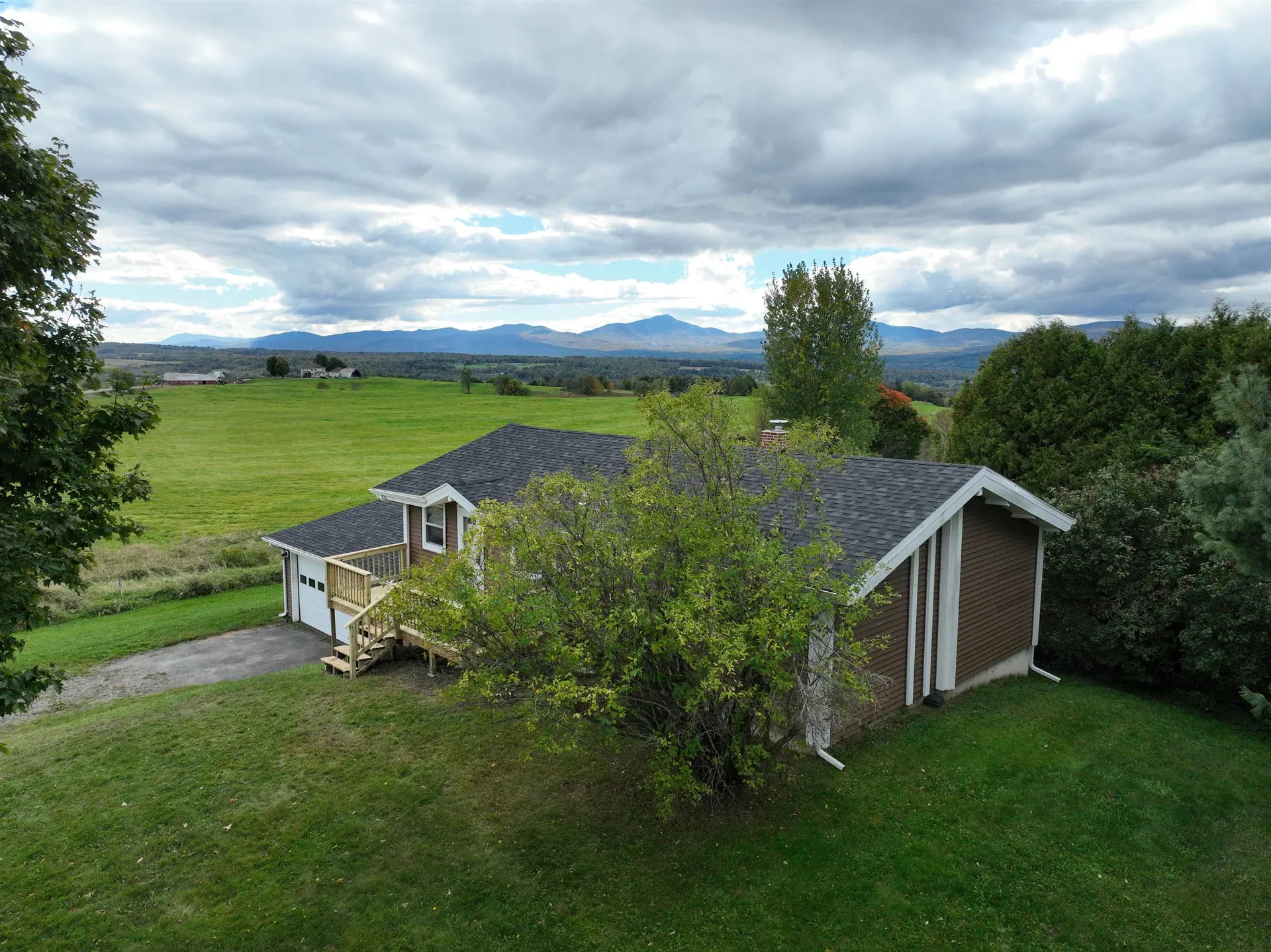 3846 Bear Mountain Road Newport Town VT 05857