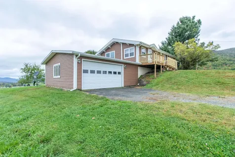 3846 Bear Mountain Road Newport Town VT 05857