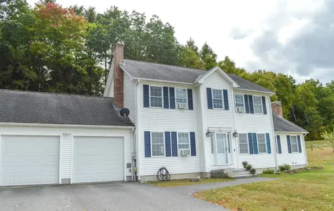 80 Arrowcrest Drive Swanzey NH 03446