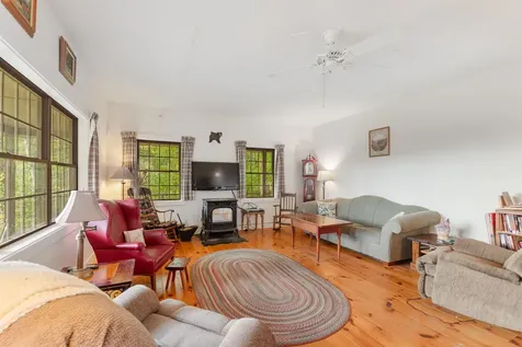 16 Ingerson Road Jefferson NH 03583