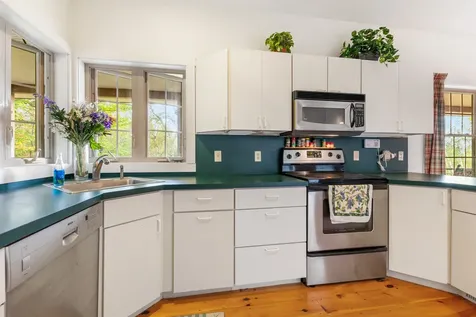 16 Ingerson Road Jefferson NH 03583