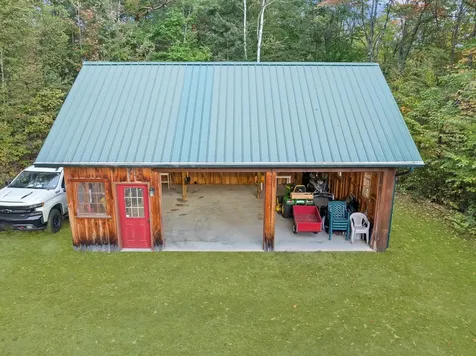 16 Ingerson Road Jefferson NH 03583