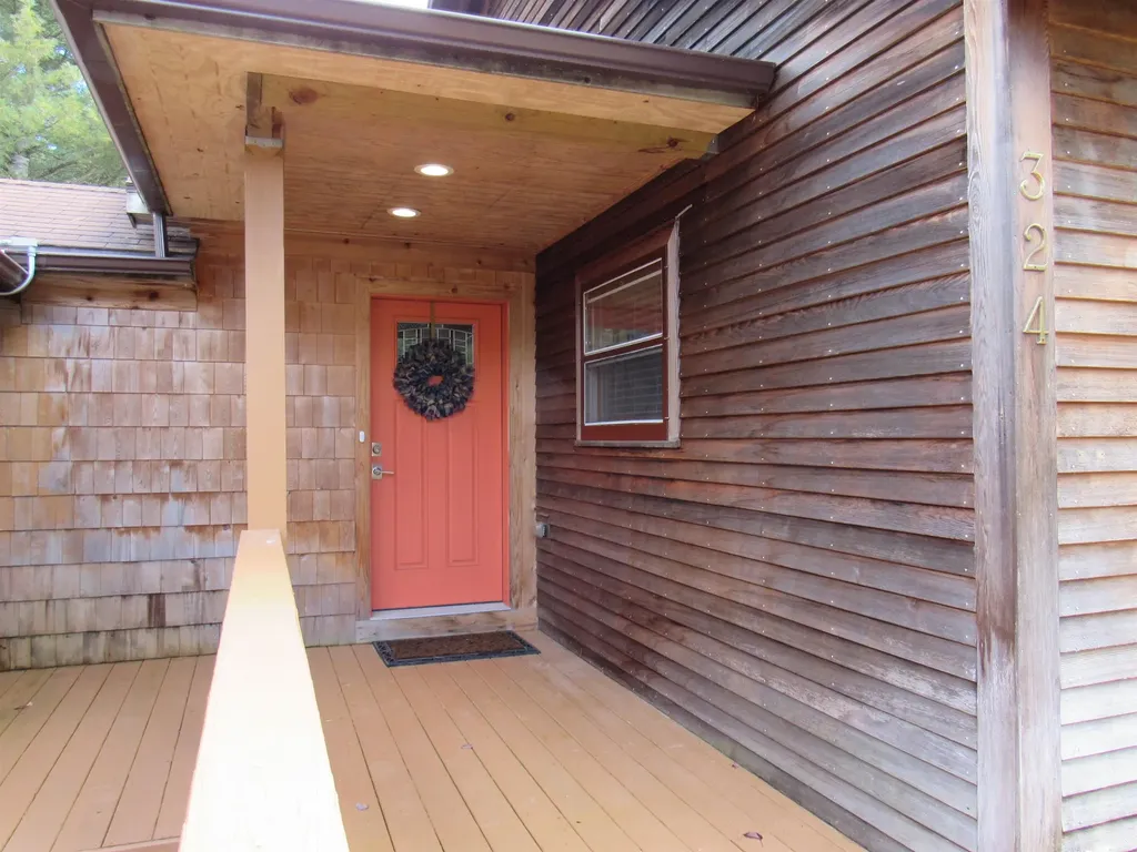 324 North Road Eden VT 05653