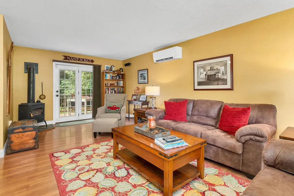 60 Lena Lane Epsom NH 03234