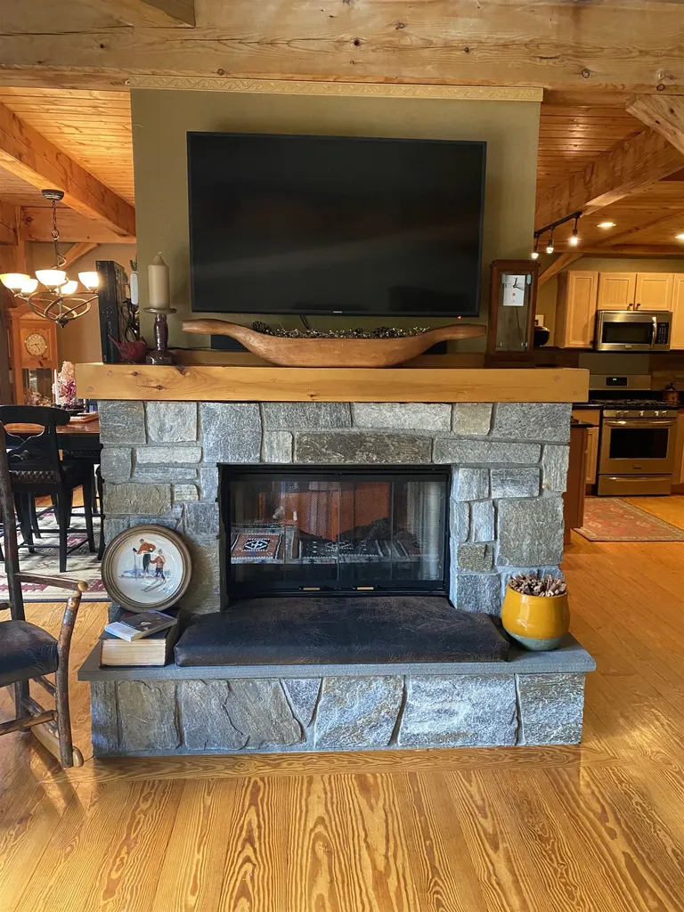 10C Grouse Lane Dover VT 05356