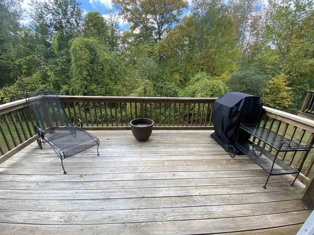 10C Grouse Lane Dover VT 05356