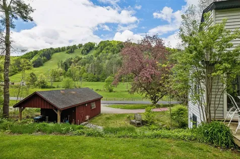 420 Stage Road Pomfret VT 05067