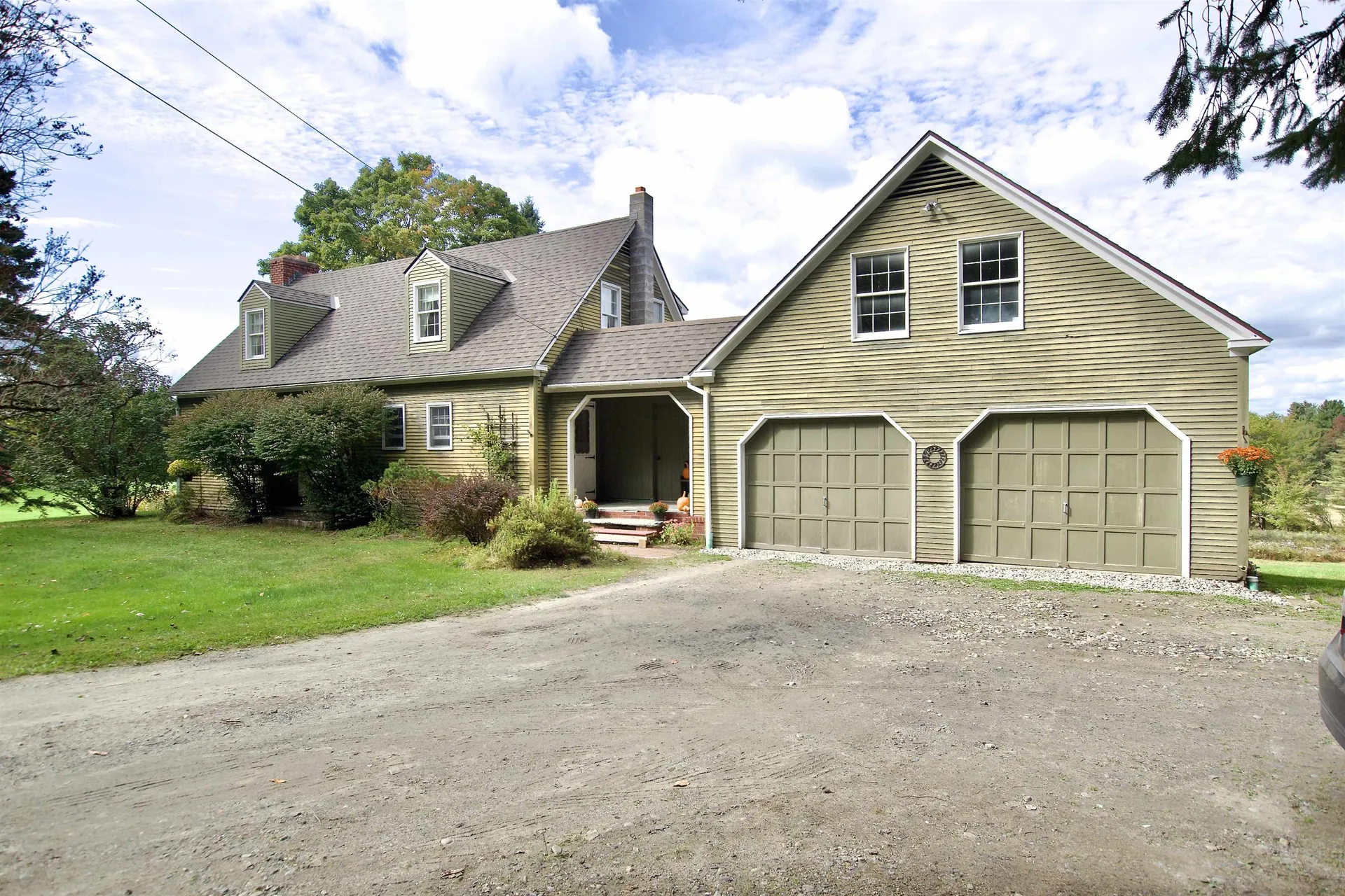 1633 Perry Hill Road Waterbury VT 05676