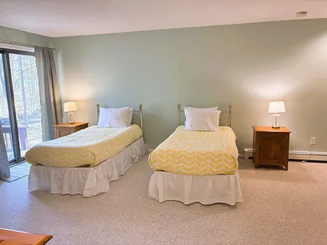 90 Kingfisher Road Hartford VT 05059