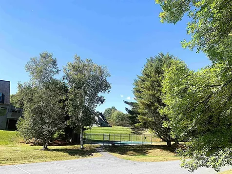 90 Kingfisher Road Hartford VT 05059