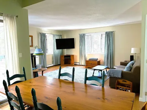 90 Kingfisher Road Hartford VT 05059