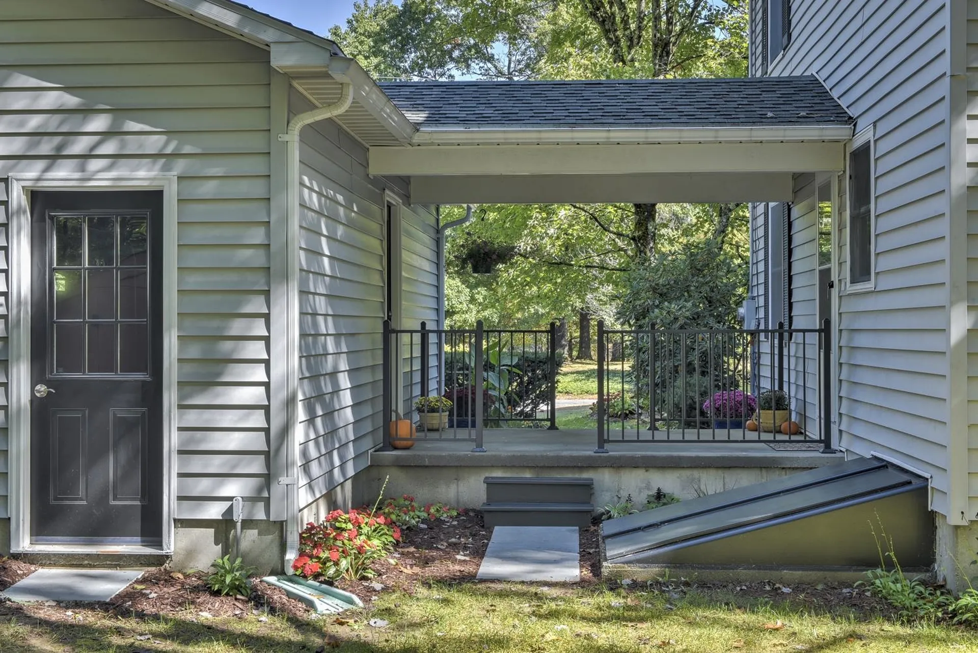 14 Maple Lane Hinsdale NH 03451