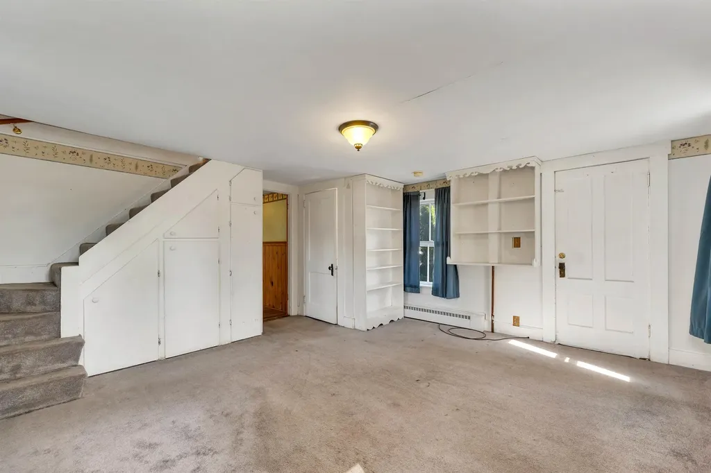 763 Elm Street Laconia NH 03246