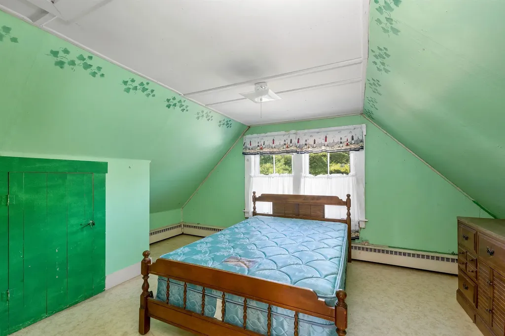 763 Elm Street Laconia NH 03246