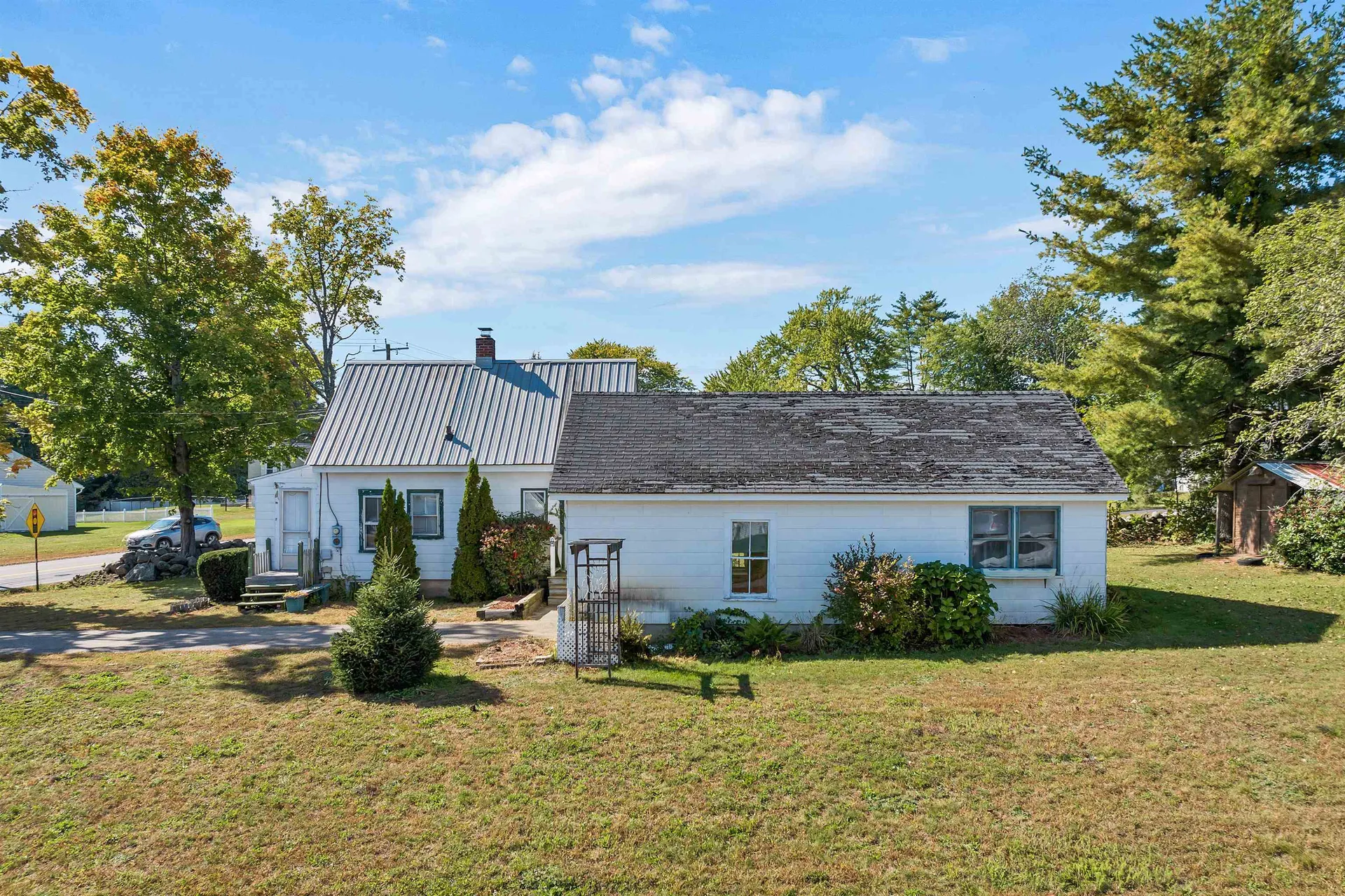 763 Elm Street Laconia NH 03246