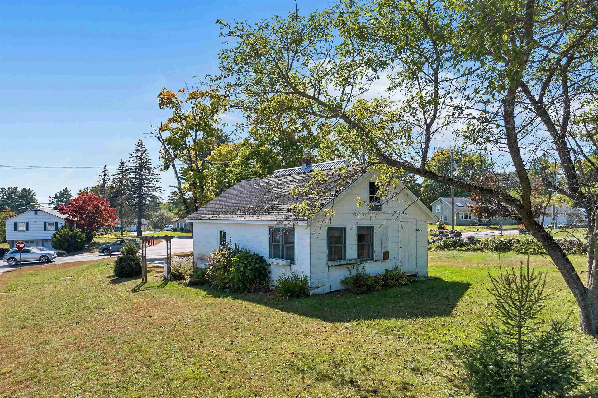 763 Elm Street Laconia NH 03246