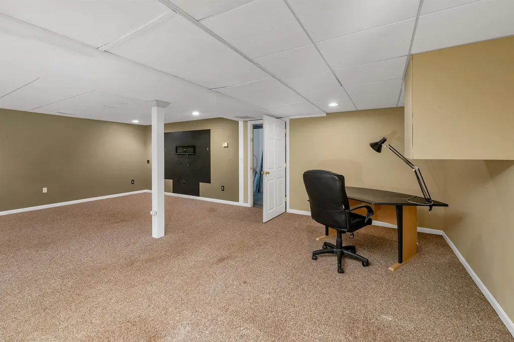 1 Marie Lane Hudson NH 03051