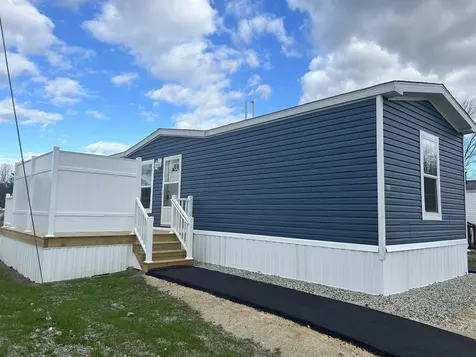 332 Sherwood Glen Road Somersworth NH 03878