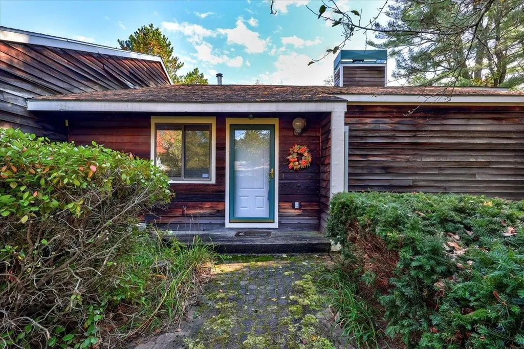 16 Starbird Road Jericho VT 05465