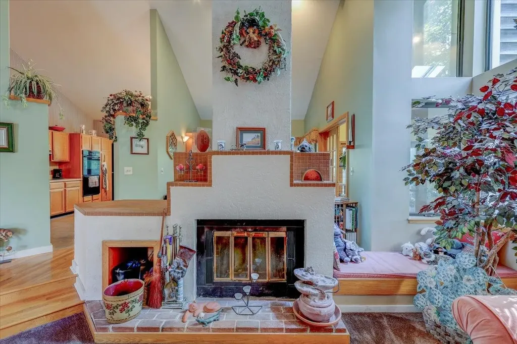 16 Starbird Road Jericho VT 05465