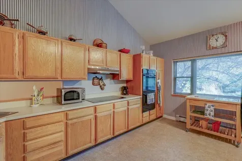 16 Starbird Road Jericho VT 05465