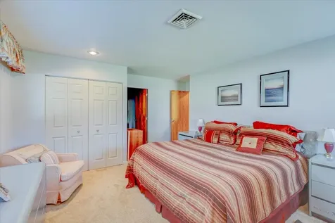 16 Starbird Road Jericho VT 05465