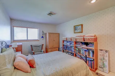 16 Starbird Road Jericho VT 05465