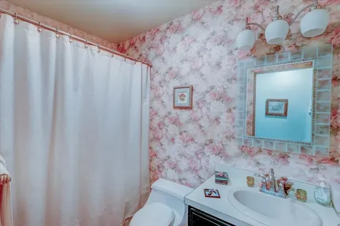 16 Starbird Road Jericho VT 05465