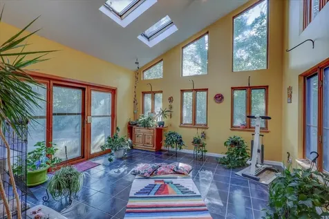 16 Starbird Road Jericho VT 05465