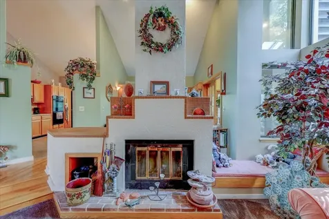 16 Starbird Road Jericho VT 05465