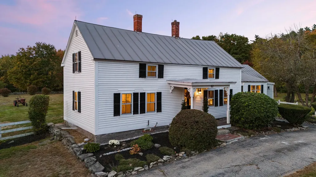 82 Baboosic Lake Road Amherst NH 03031