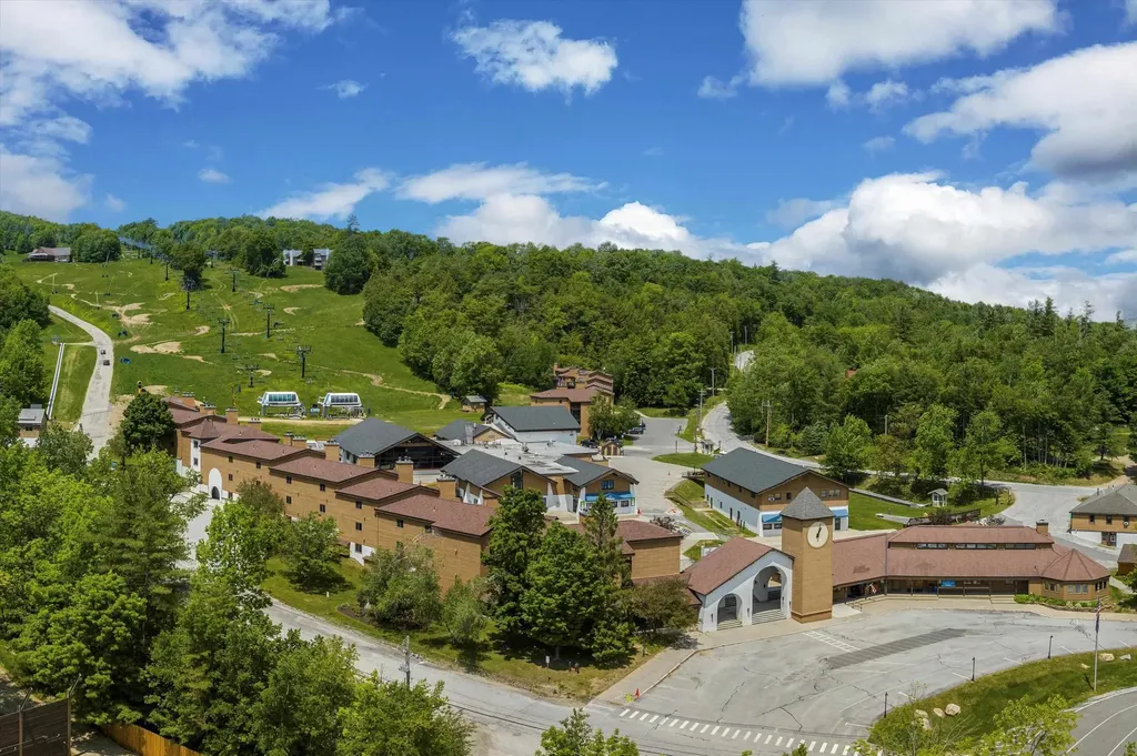 318 Mountain Road Ludlow VT 05149