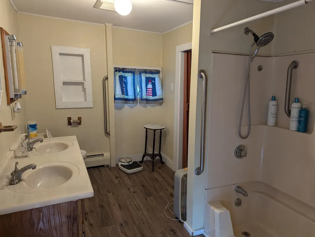 175 South Main Street Brattleboro VT 05301