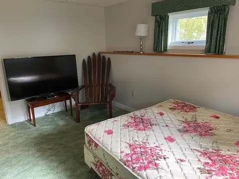 Boyle Street Lincoln NH 03251