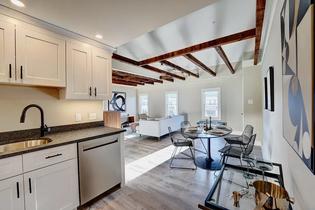 621 Islington Street Portsmouth NH 03801