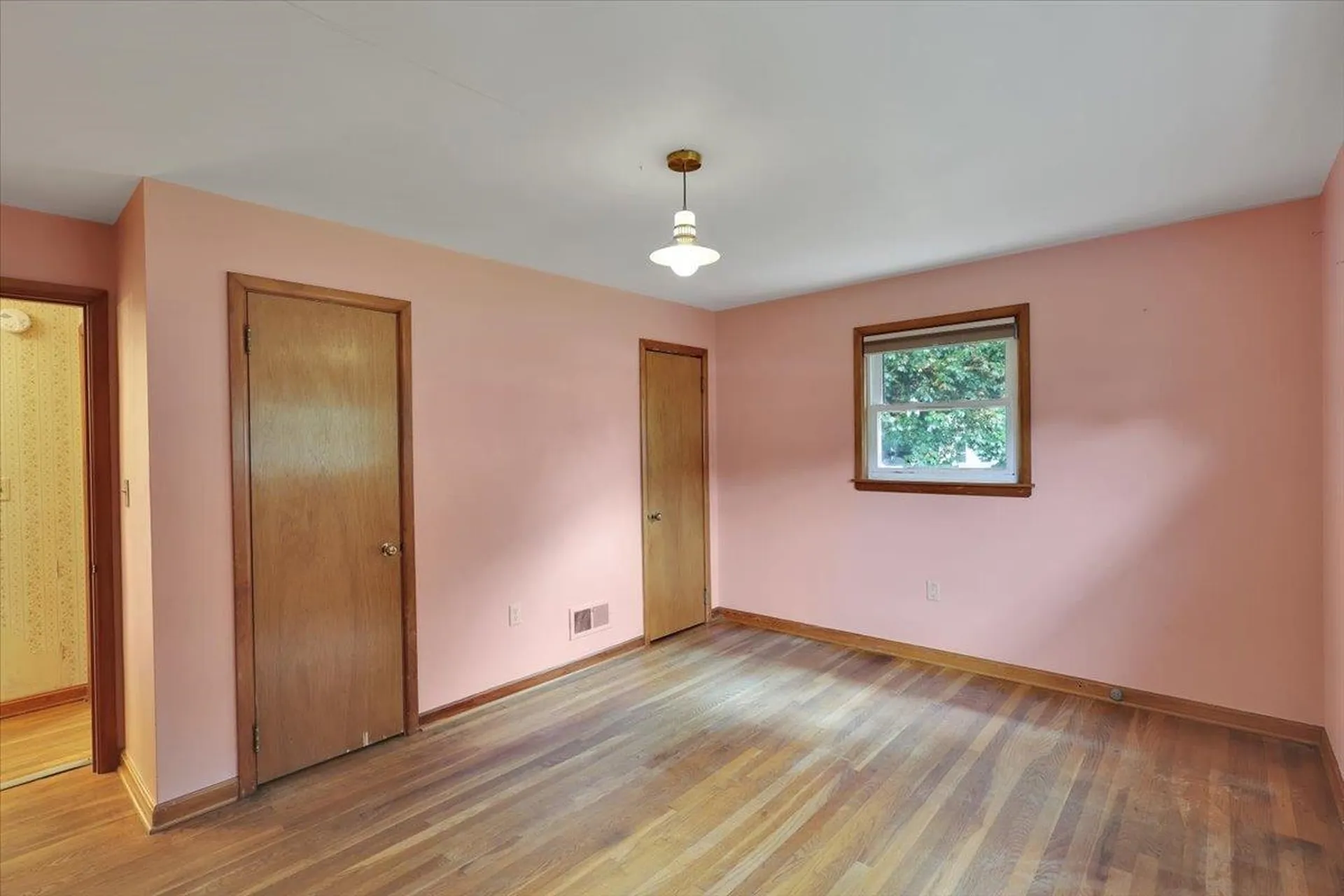 143 Edgemoor Drive Burlington VT 05408