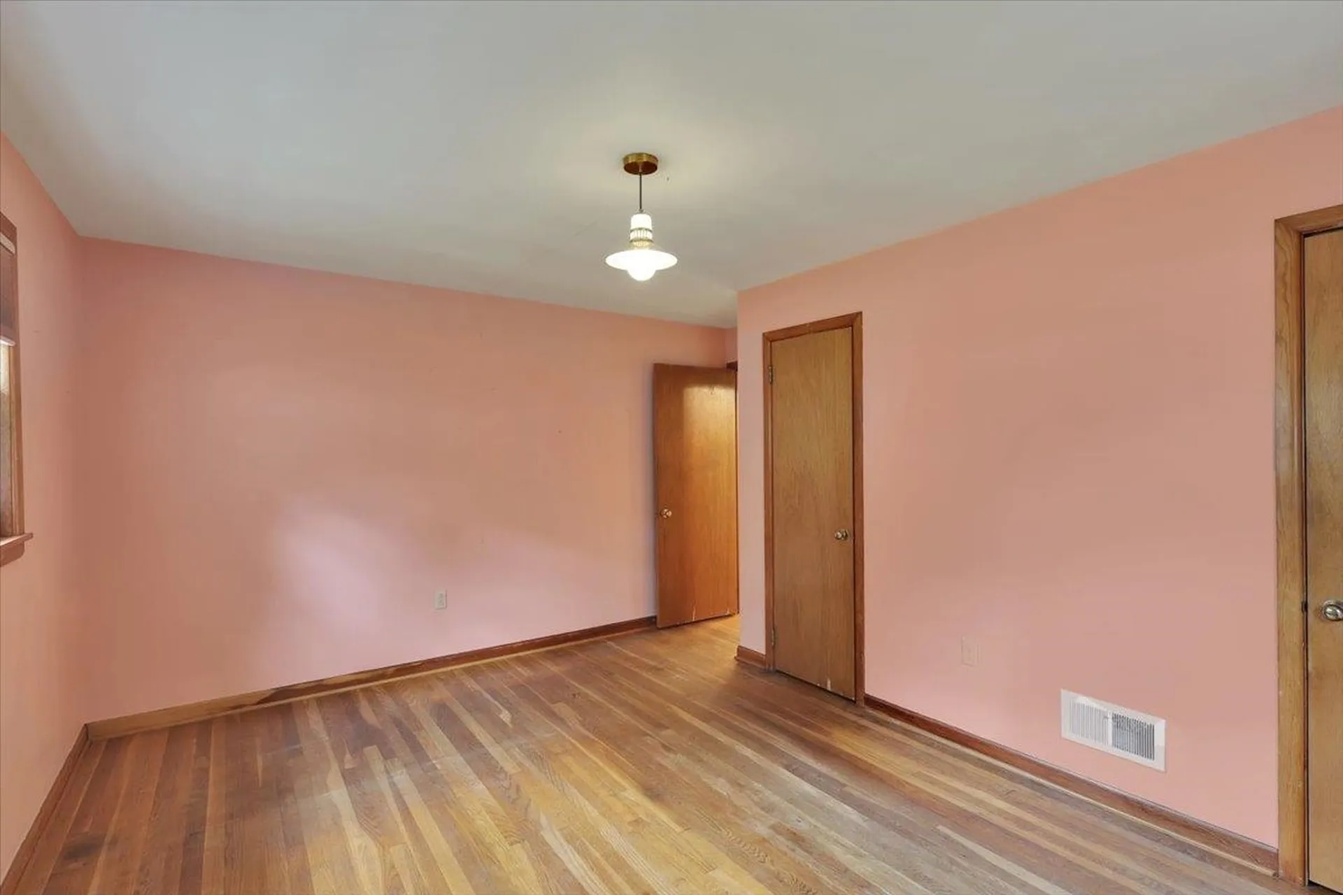 143 Edgemoor Drive Burlington VT 05408