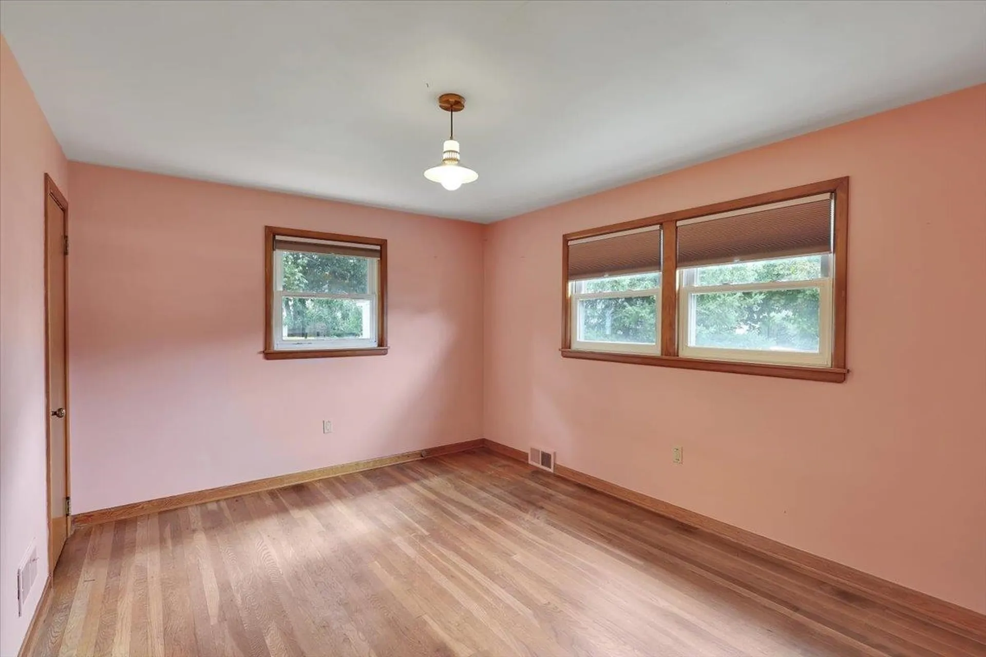 143 Edgemoor Drive Burlington VT 05408