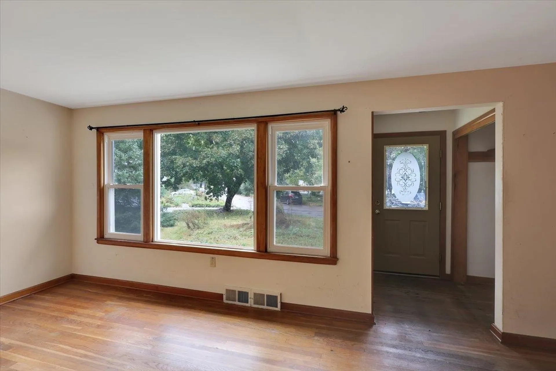 143 Edgemoor Drive Burlington VT 05408