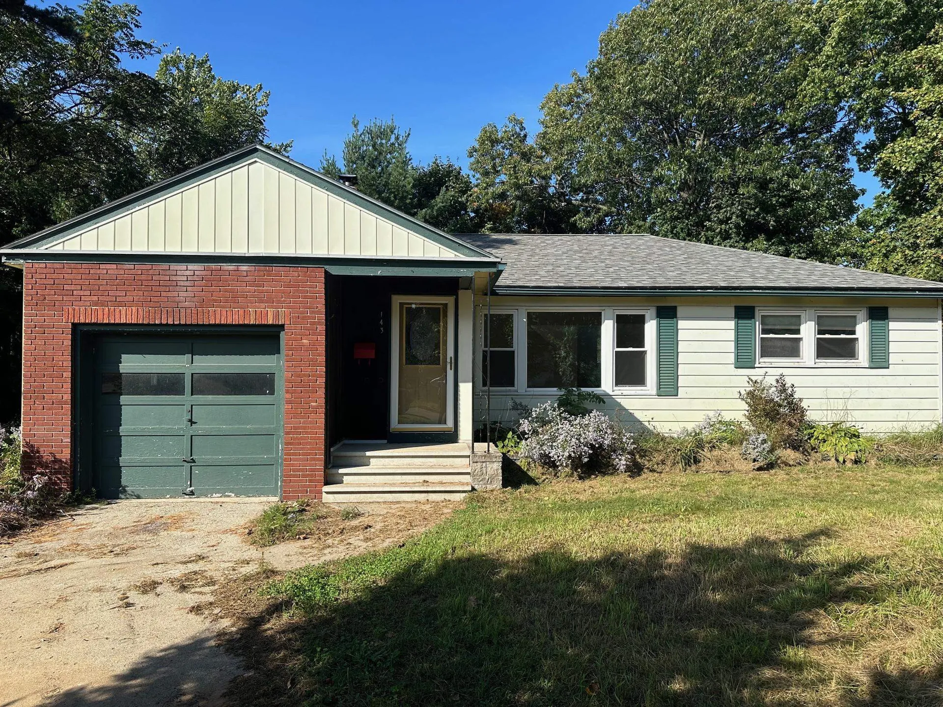 143 Edgemoor Drive Burlington VT 05408